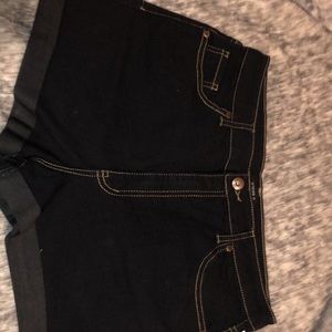 F21 HIGH RISE DARK DENIM SHORTS SIZE 30